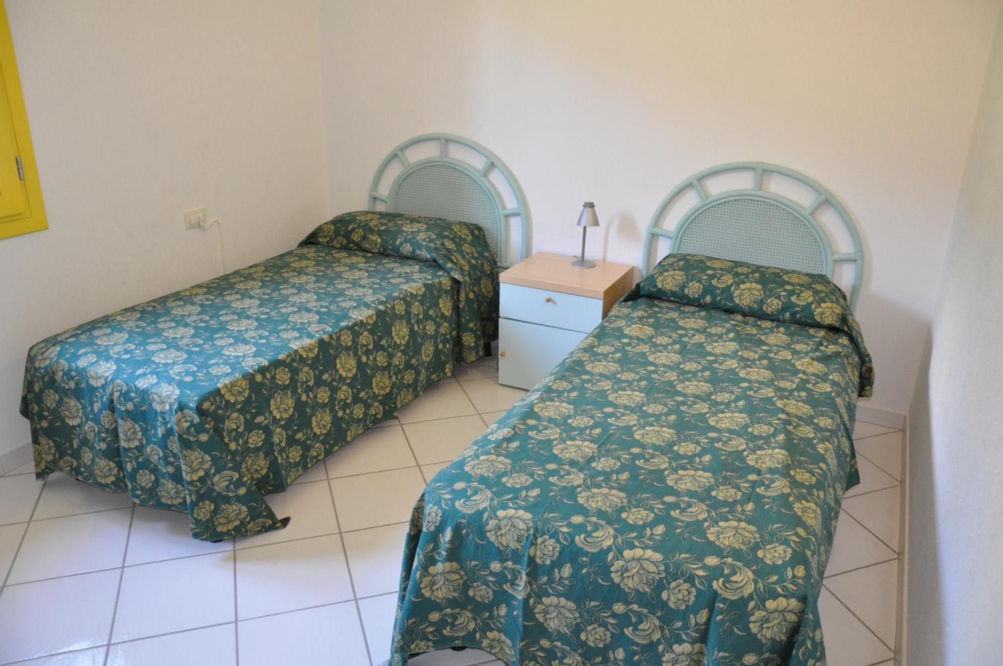 Case Vacanza Fenicotteri San Teodoro  Exteriör bild