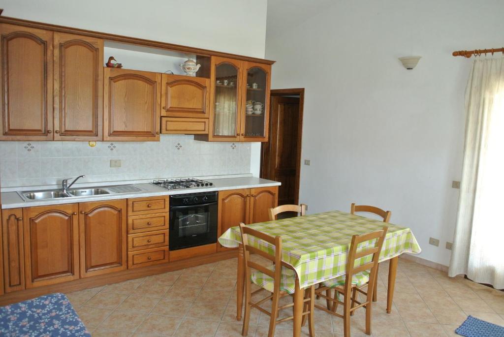 Case Vacanza Fenicotteri San Teodoro  Exteriör bild